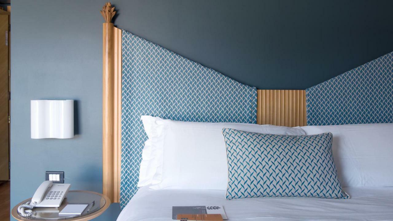Deluxe Double or Twin Room City View